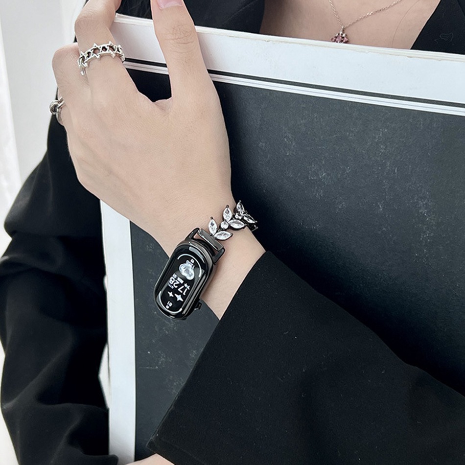 Cinturino per Xiaomi Mi Band 8 - Xiaomi Luxury Watch recensione e prezzo