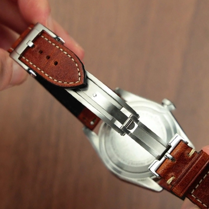 NUOVO Chiusura Deployante di L - Luxury Watch News recensione e prezzo