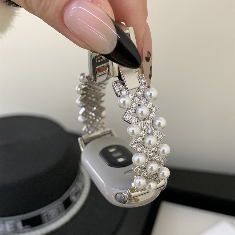Lady Pearl Cross intarsiato ci - Xiaomi Luxury Watch recensione e prezzo
