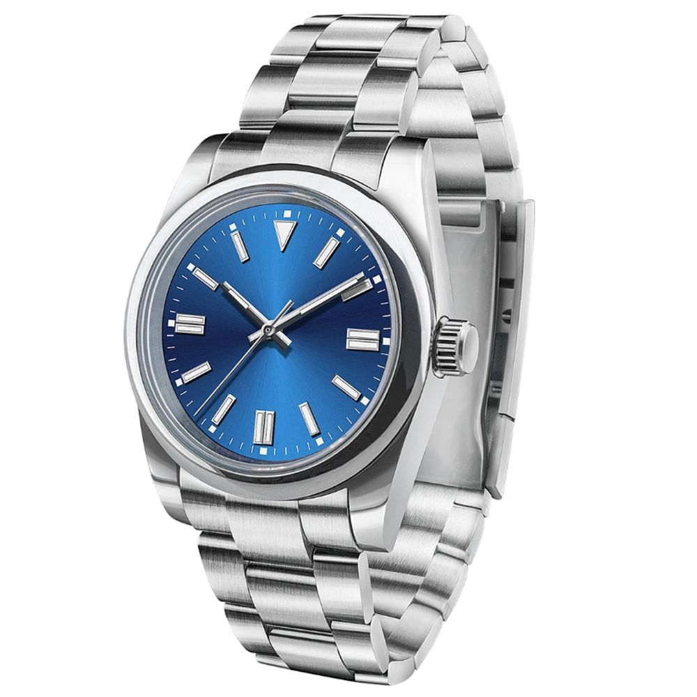 Orologio da uomo con logo pers - Luxury Watch News recensione e prezzo